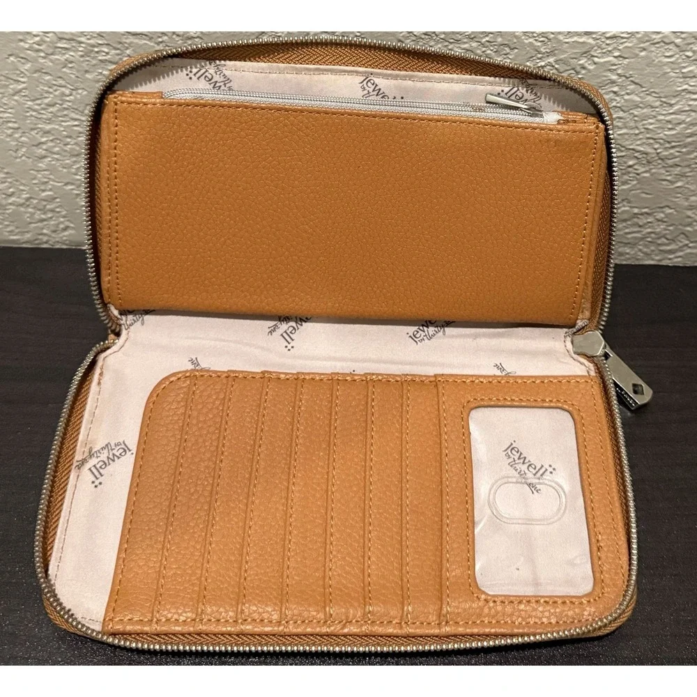 Jewell  By Thirty One  Tan Metallic Cork  Wallet EUC